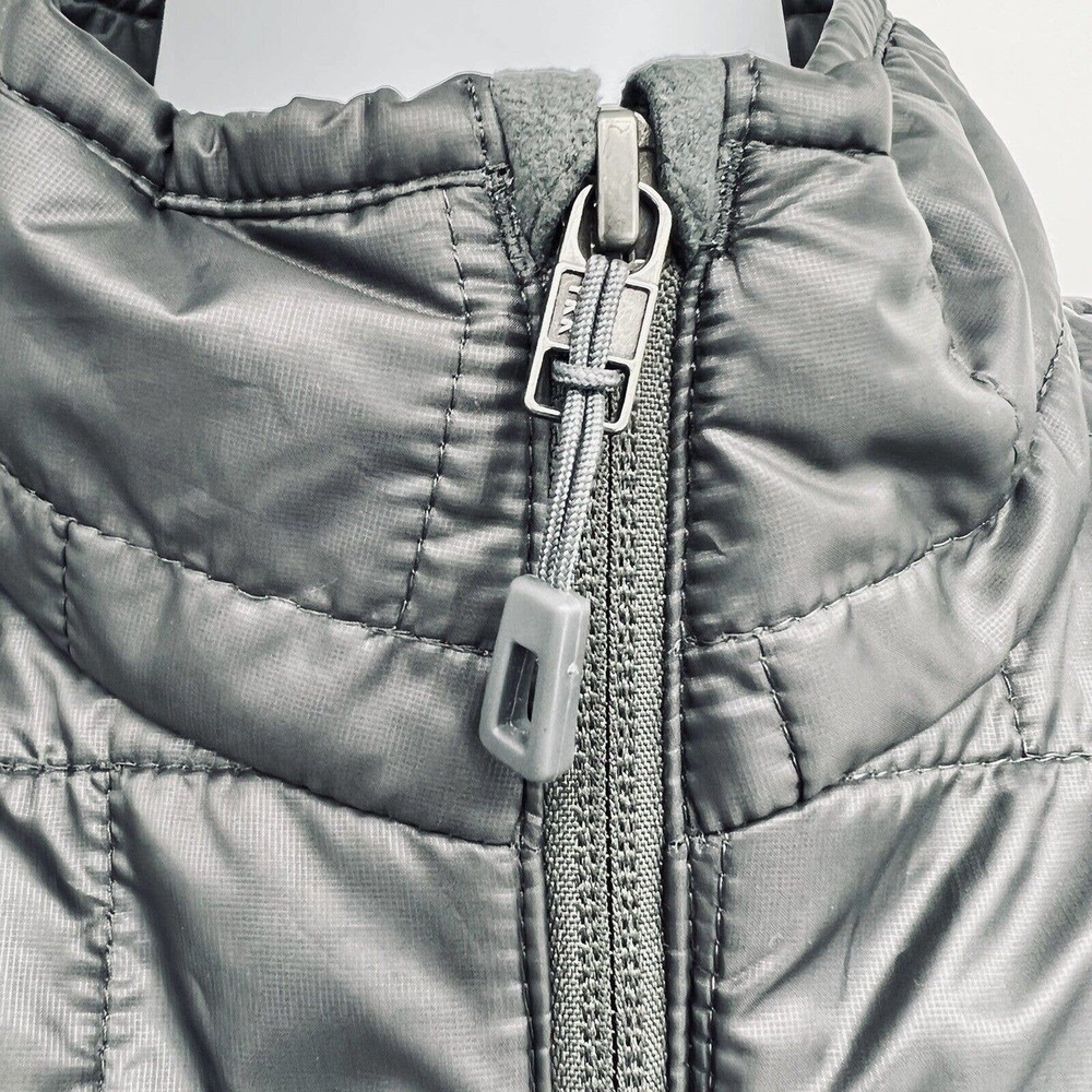 Patagonia Men's Dark Grey Quilted Vest Size Medium - Picture 9 of 12